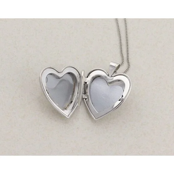 Sterling Silver Grandma Heart Locket Necklace 18" Chain - Picture 8 of 10
